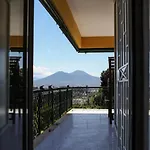 Appartamento Con Terrazzo A Capodimonte By Wonderful Italy