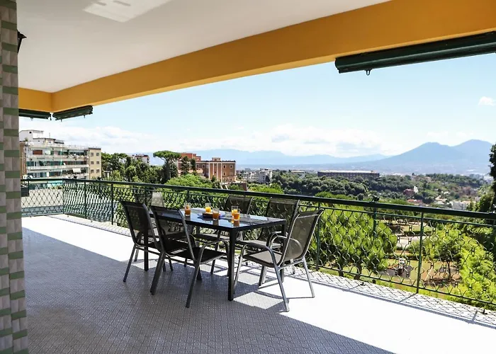 Appartamento Con Terrazzo A Capodimonte By Wonderful Italy
